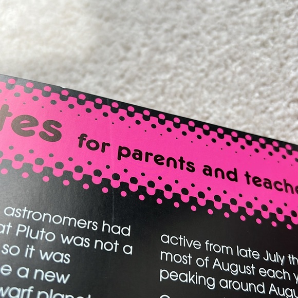 Scholastic- The Solar System Book - Picture 9 of 10